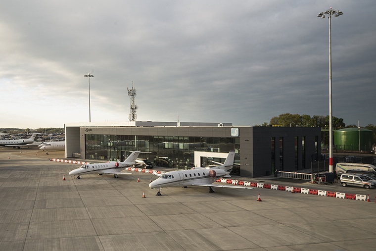 Jet Privé Terminal Affaires Évacuation Médicale Coronavirus